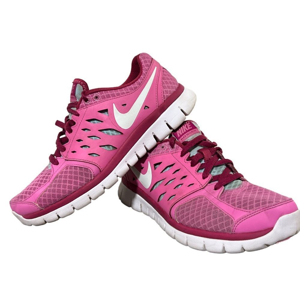 Women’s Nike Flex Running Shoes - Size 7.5